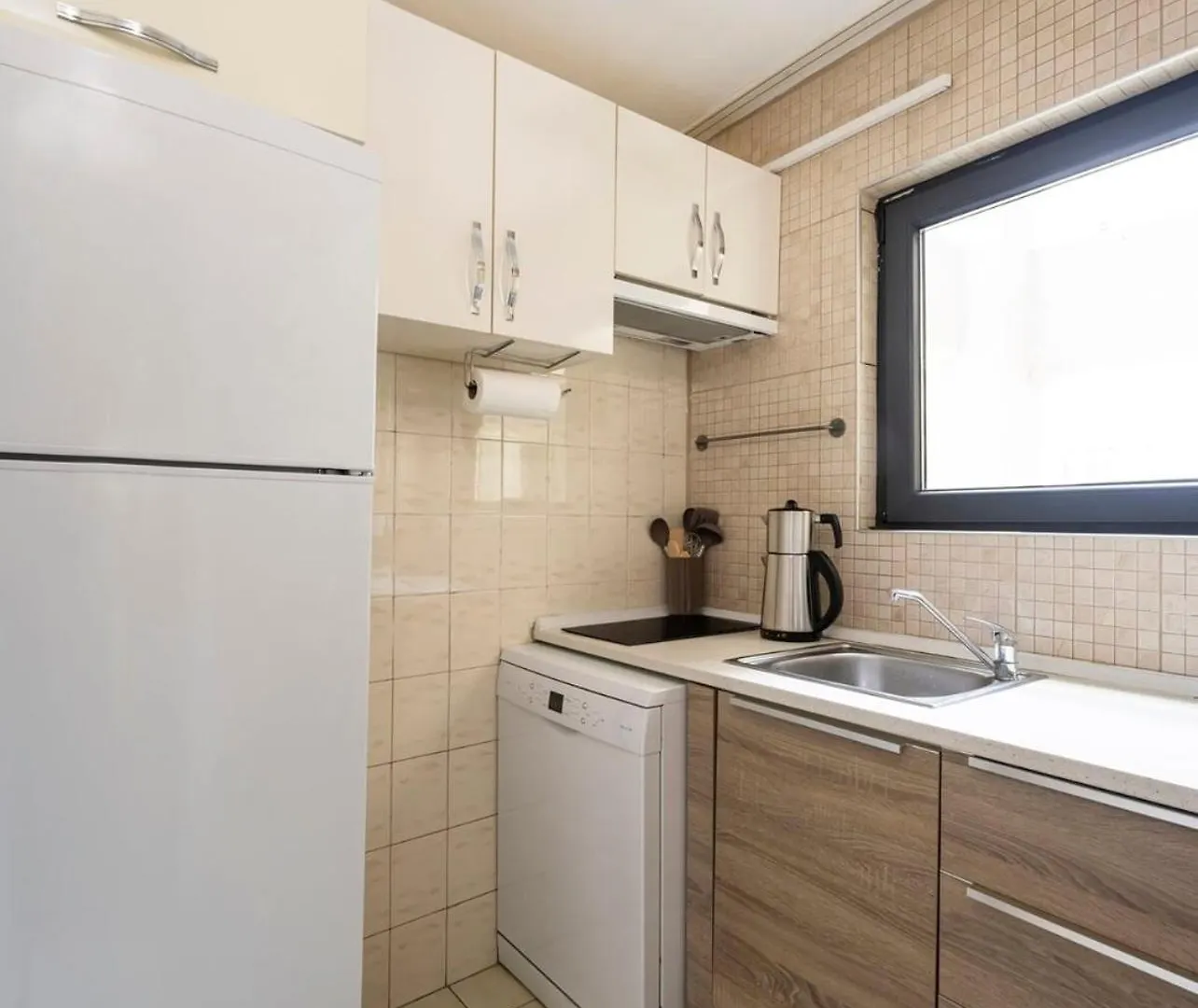 Modern Prime Location 2Bd1Bath Cozy Home! #213 Стамбул